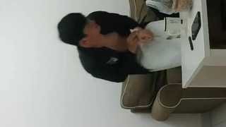 何庆魁爆射从逼里拔出来喷射到脖子
