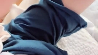中国男主播约到乖乖女~乖巧的样子令人疼惜~让哥哥的大屌来呵护妳的小鲍鲍~