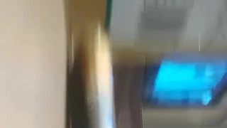 超级骚颜值女神！性感美腿极度诱惑！美腿丝袜搔首弄姿，怼着镜头假屌插穴，浪叫呻吟好听