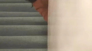 大学生在厨房里喷射高潮